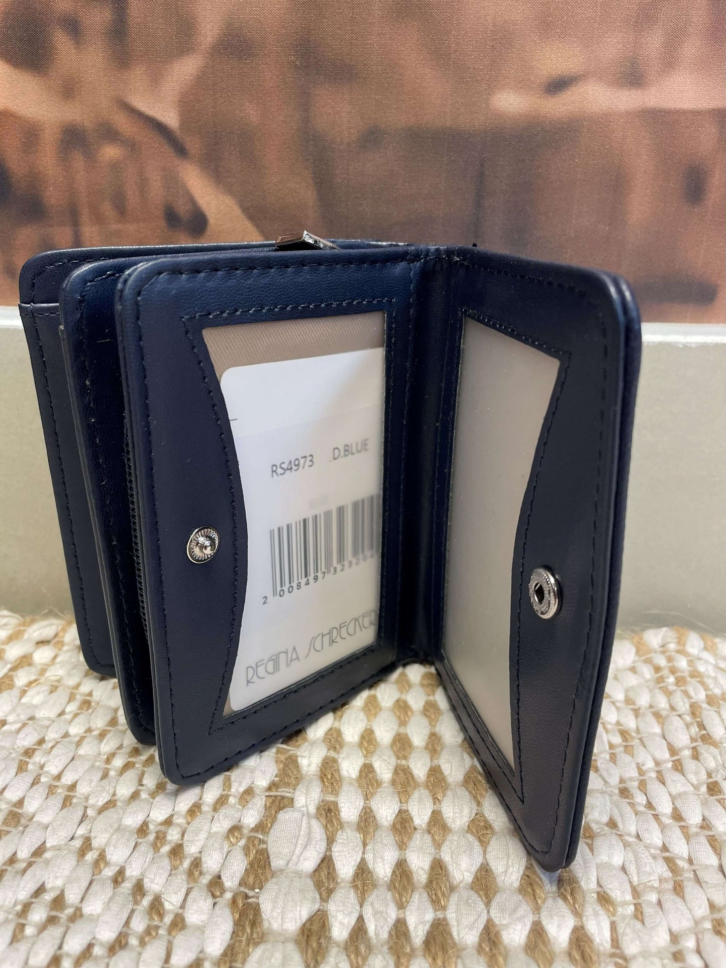 Mittelgroße Geldbörse mit Kartenorganisation