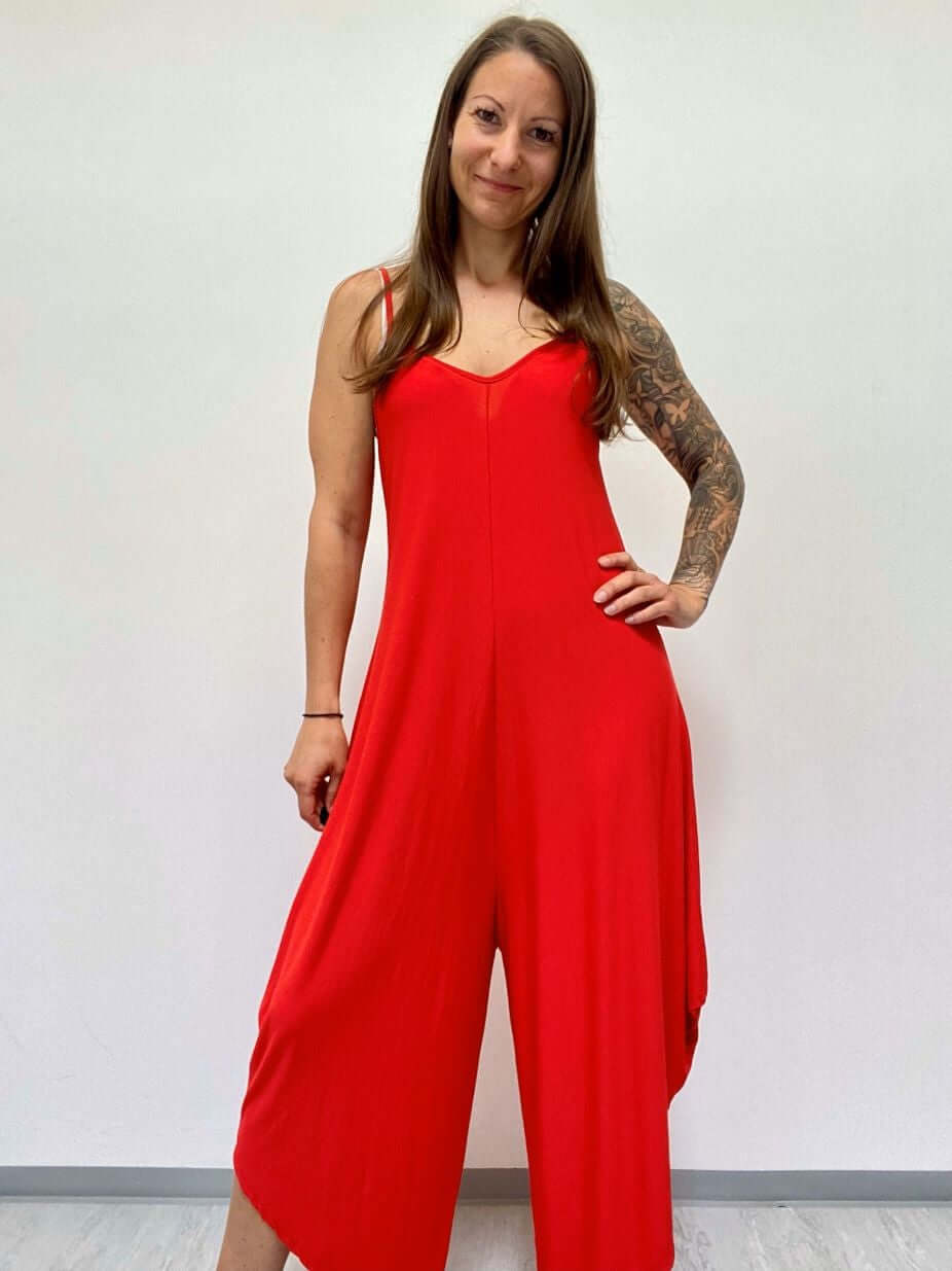 Einfarbiger Jumpsuit mit Spaghettiträgern