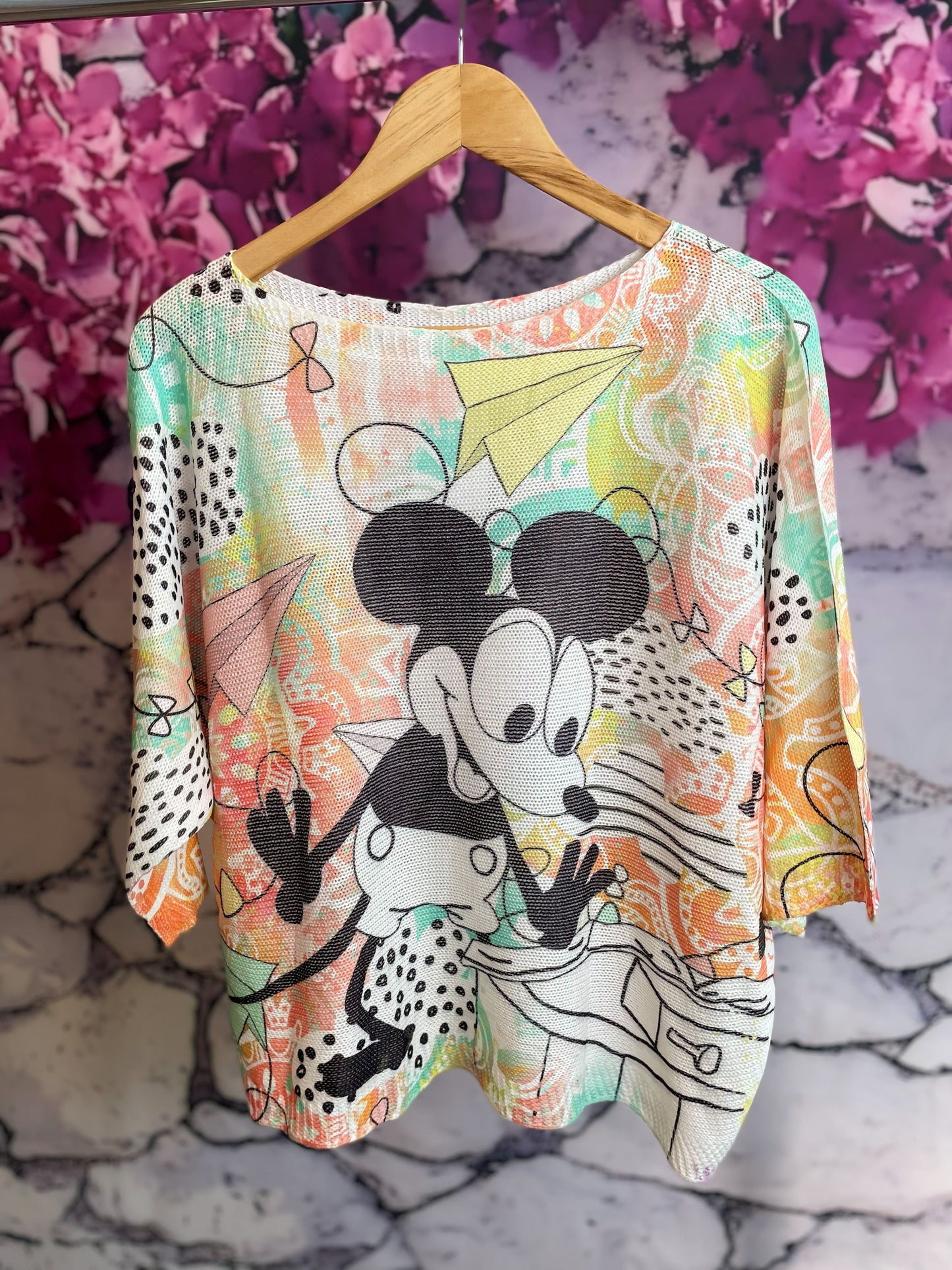 Kurzarm Netzpullis mit bunten Motiven