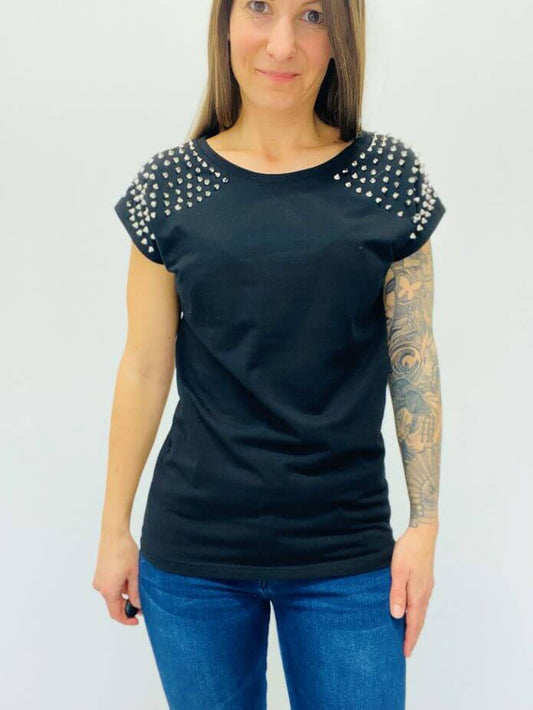 Kurzarmshirt mit Nieten