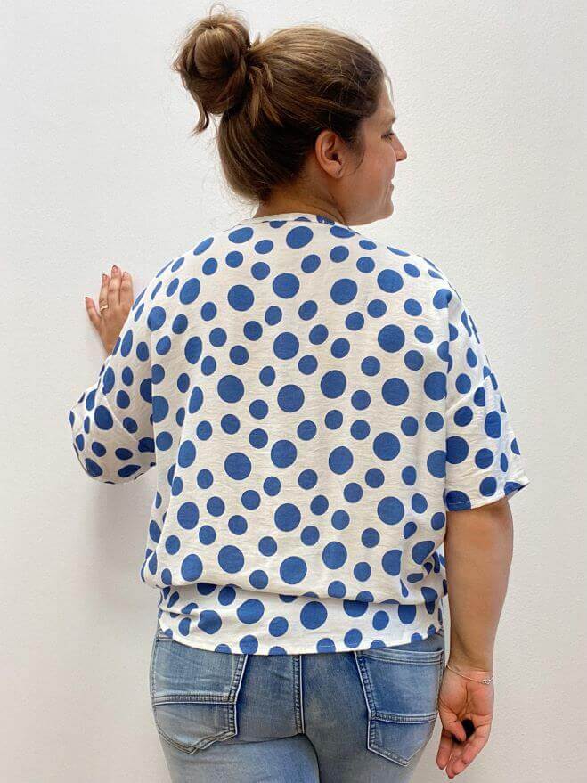 Gepunktete Oversize Bluse