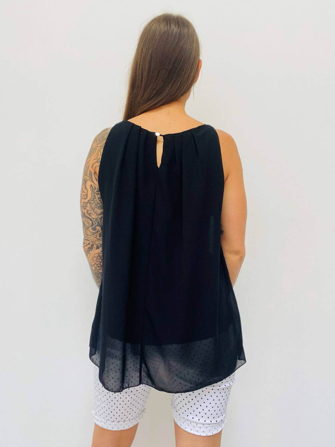 Schwarze Bluse mit Spaghettiträgern