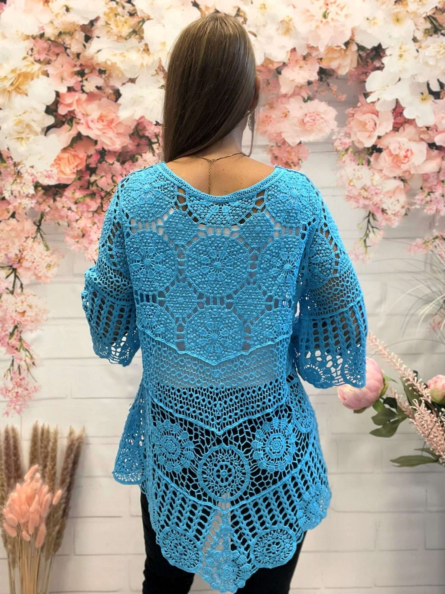 Längere Häkelbluse mit 3/4-Arm