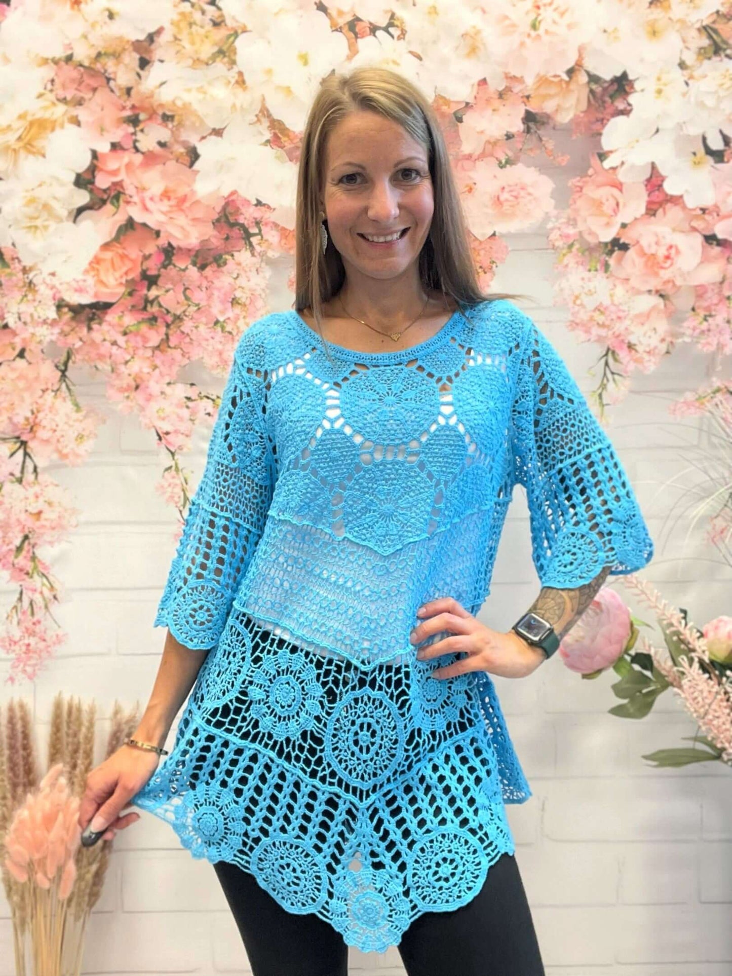 Längere Häkelbluse mit 3/4-Arm