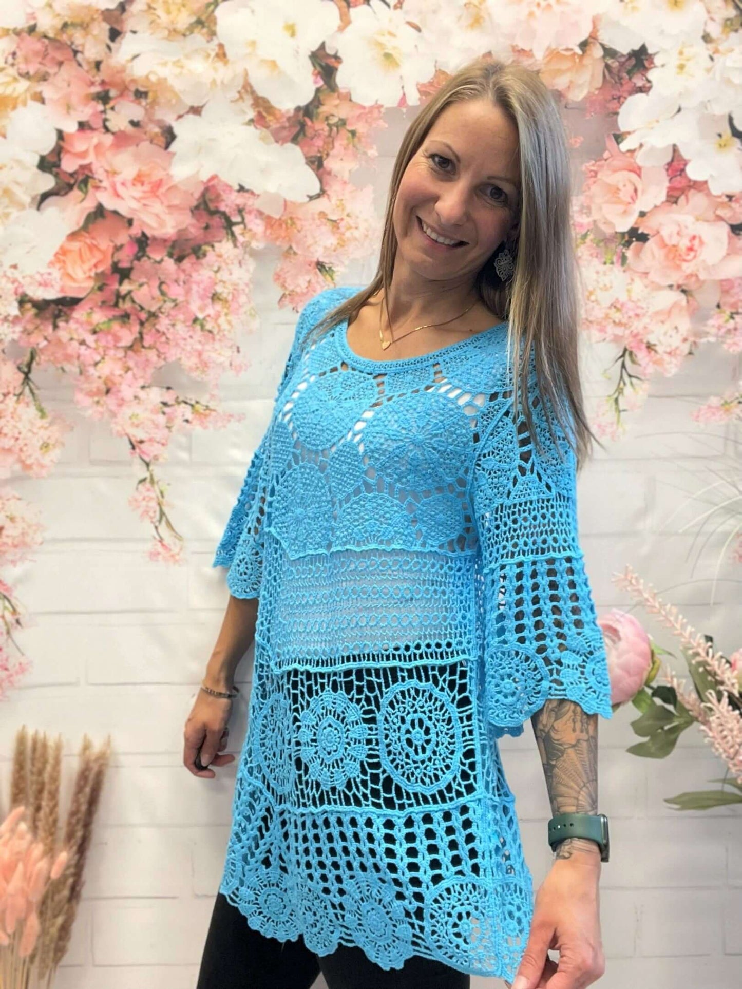 Längere Häkelbluse mit 3/4-Arm