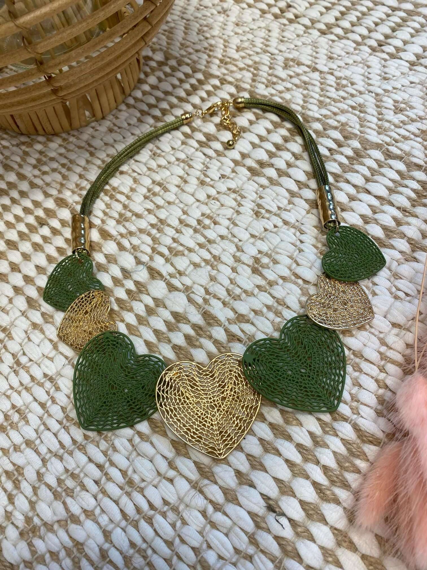Gold-Olivgrüne Herzkette