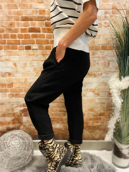 Cord Schlupfhose/Jogginghose mit tiefem Schritt