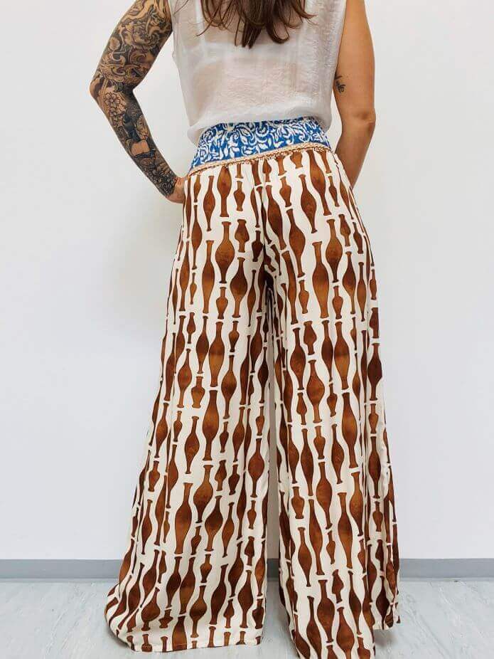 Leichte weite Sommerhose mit breitem Gummibund