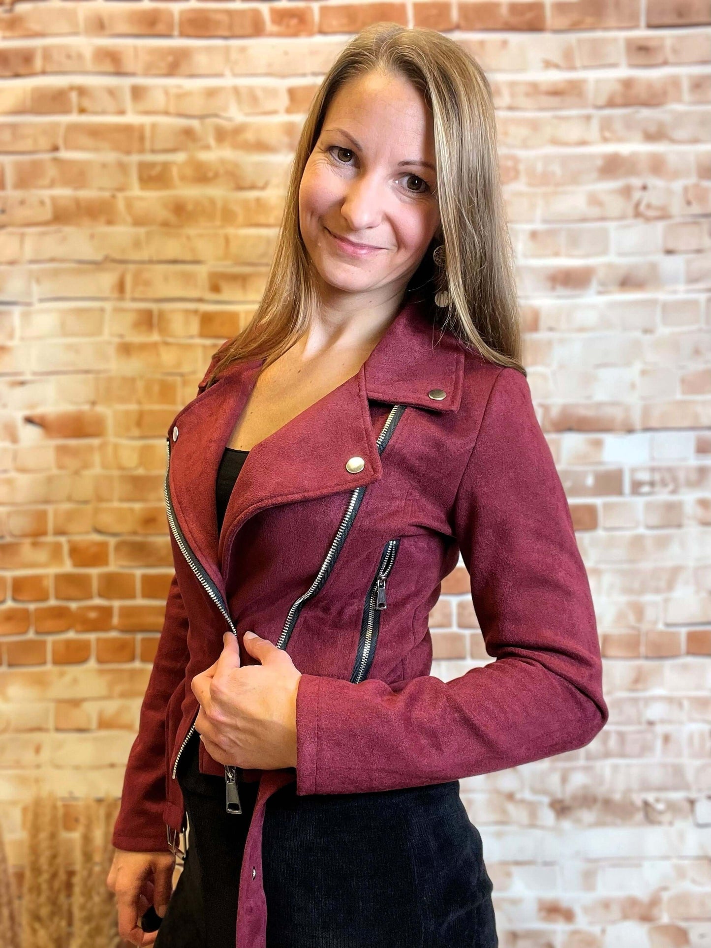 Kurze Velours-Jacke mit Zippverschluss