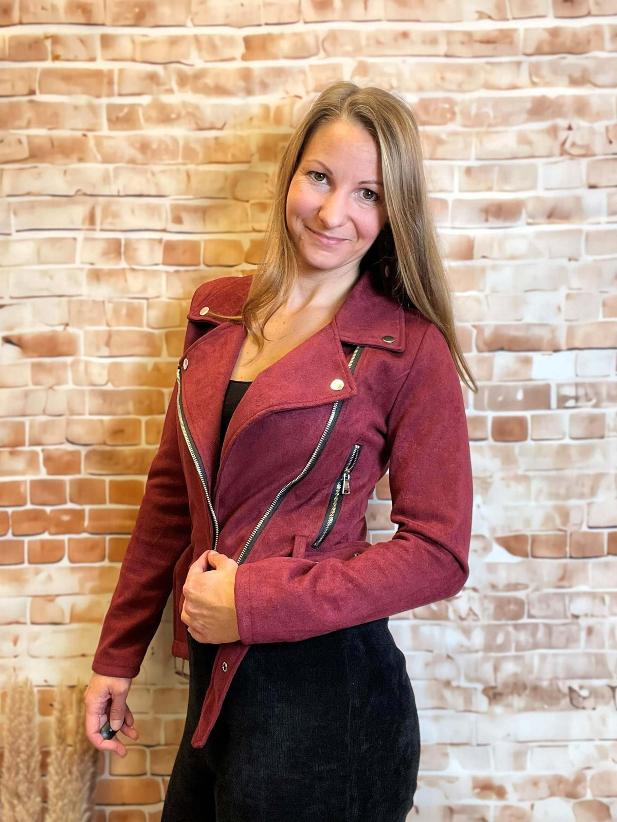 Kurze Velours-Jacke mit Zippverschluss