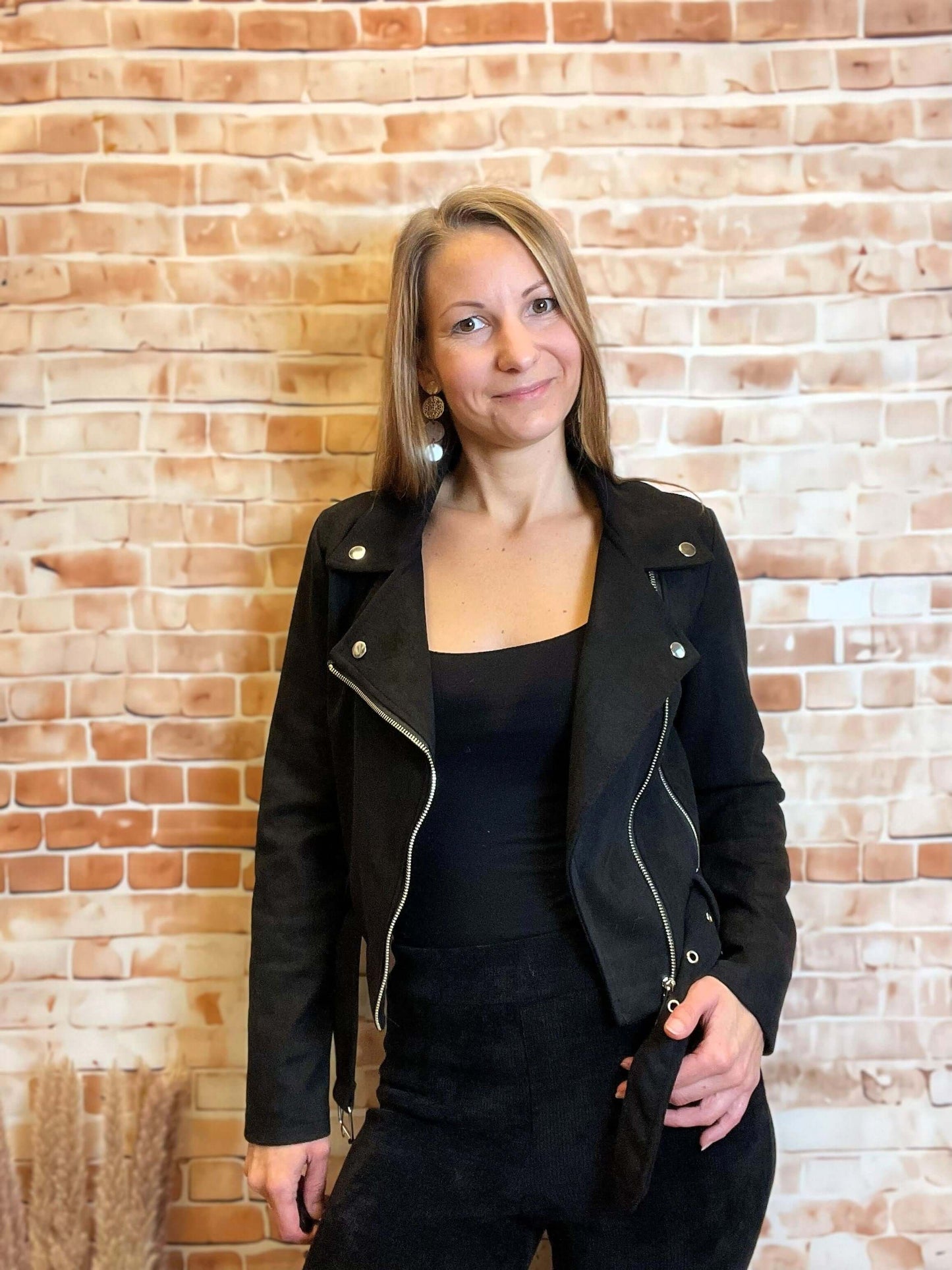 Kurze Velours-Jacke mit Zippverschluss