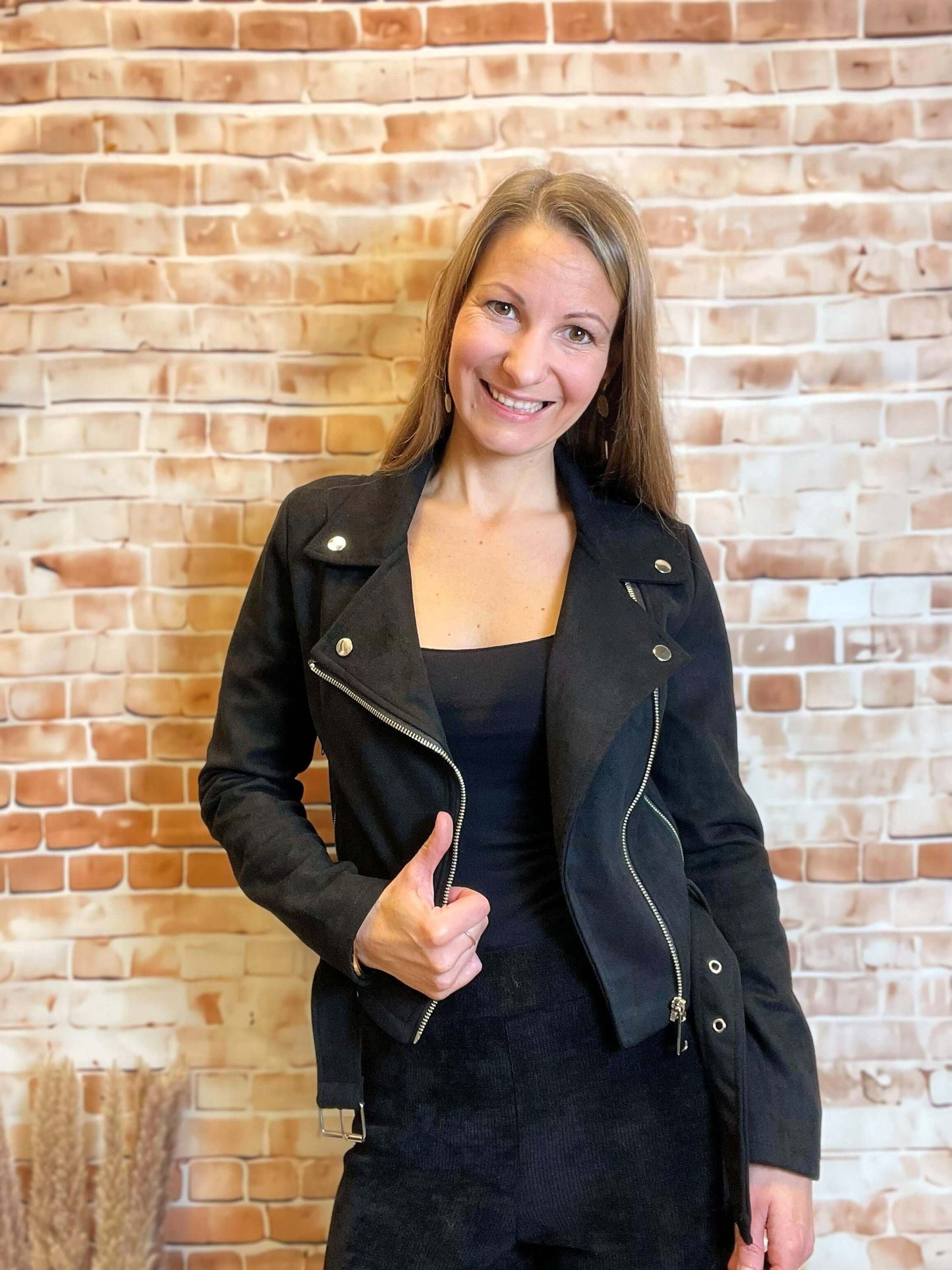 Kurze Velours-Jacke mit Zippverschluss