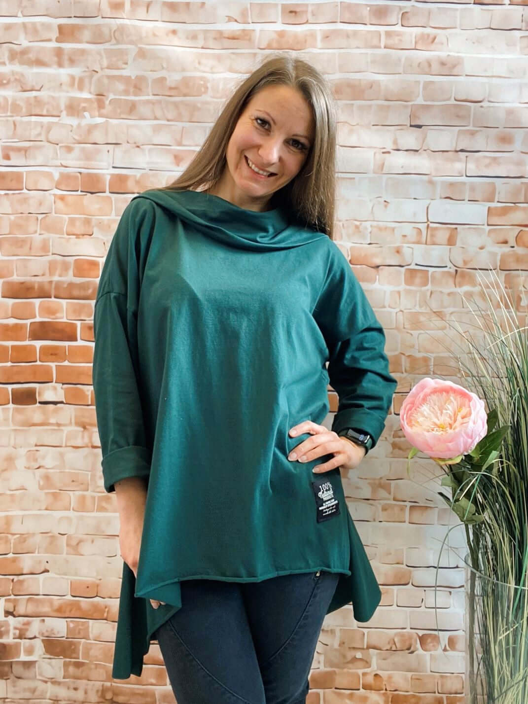 Weiteres Langarmshirt mit Schalkragen