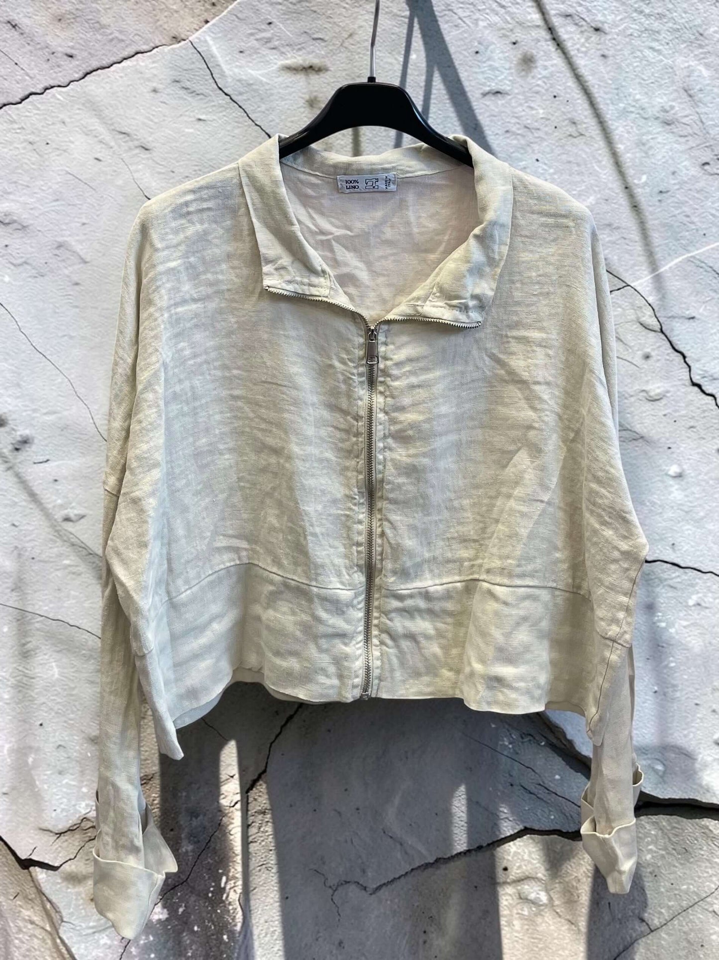 Kurze Leinenweste langarm mit Zippverschluss - oversized