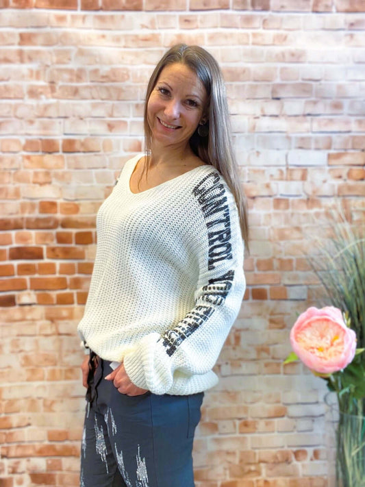 Strickpullover mit V-Ausschnitt und Schriftzug