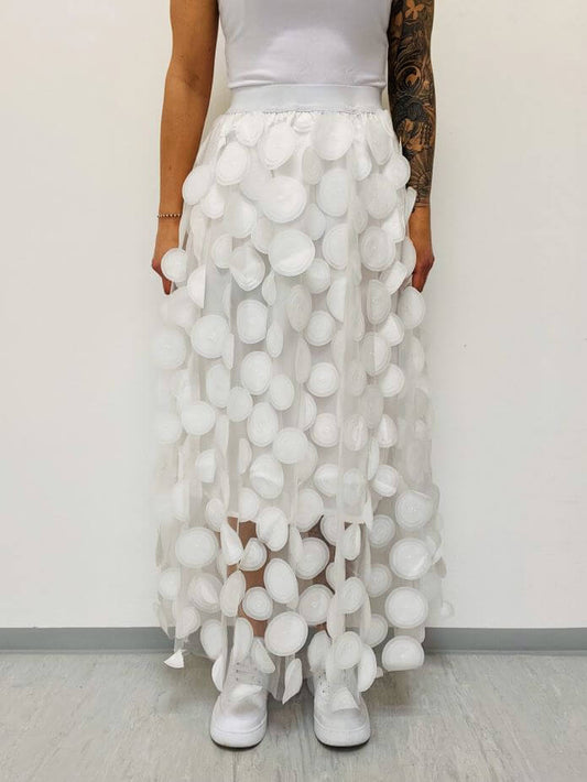 Transparenter Tüllrock mit runden Aufnähern