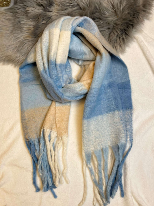 Groß karierter Wollschal mit Fransen - Hellblau