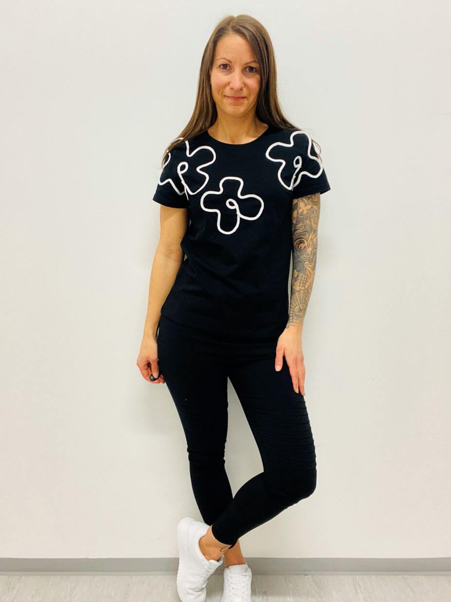 Kurzarmshirt mit Blumenmotiv