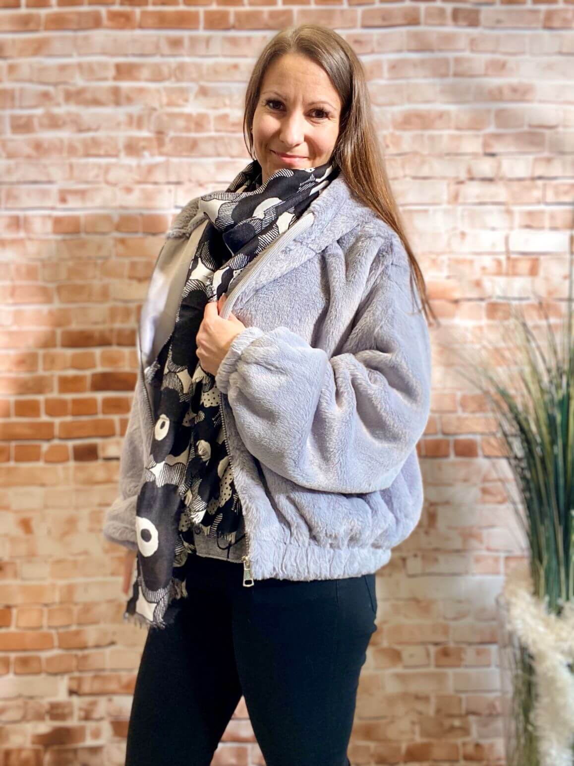 Kuschelige Teddy Jacke mit Kapuze