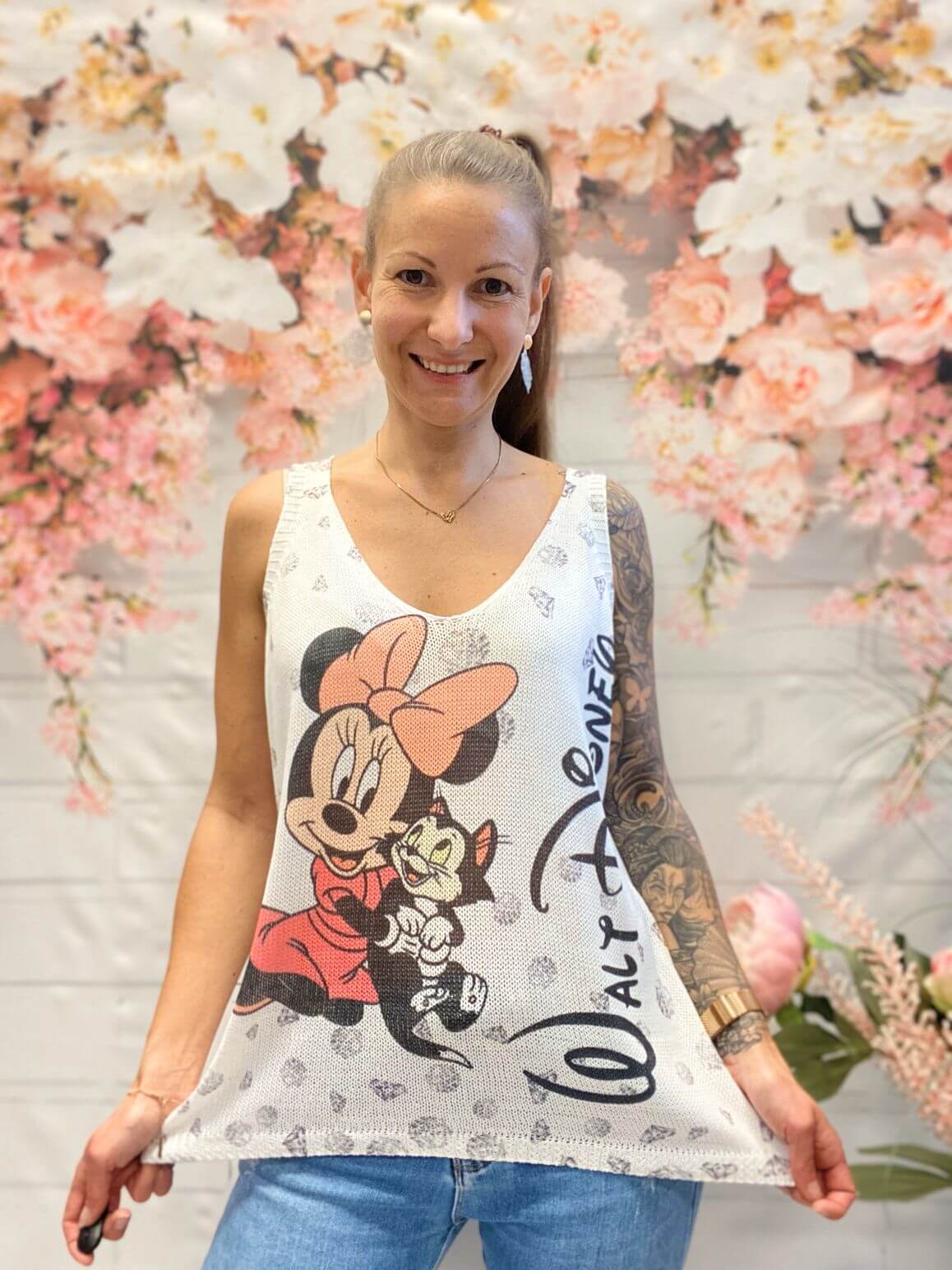 Netztop mit V-Ausschnitt und Mickey & Minnie Maus Motiv