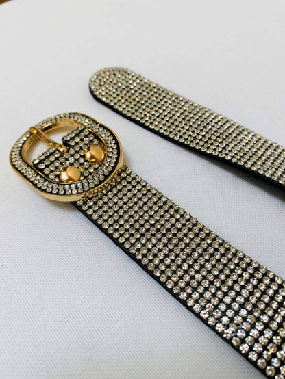 Schwarzer weicher Gürtel mit Silber Strasssteinen