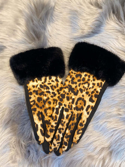 Dünne Plüsch Handschuhe im Leoprint