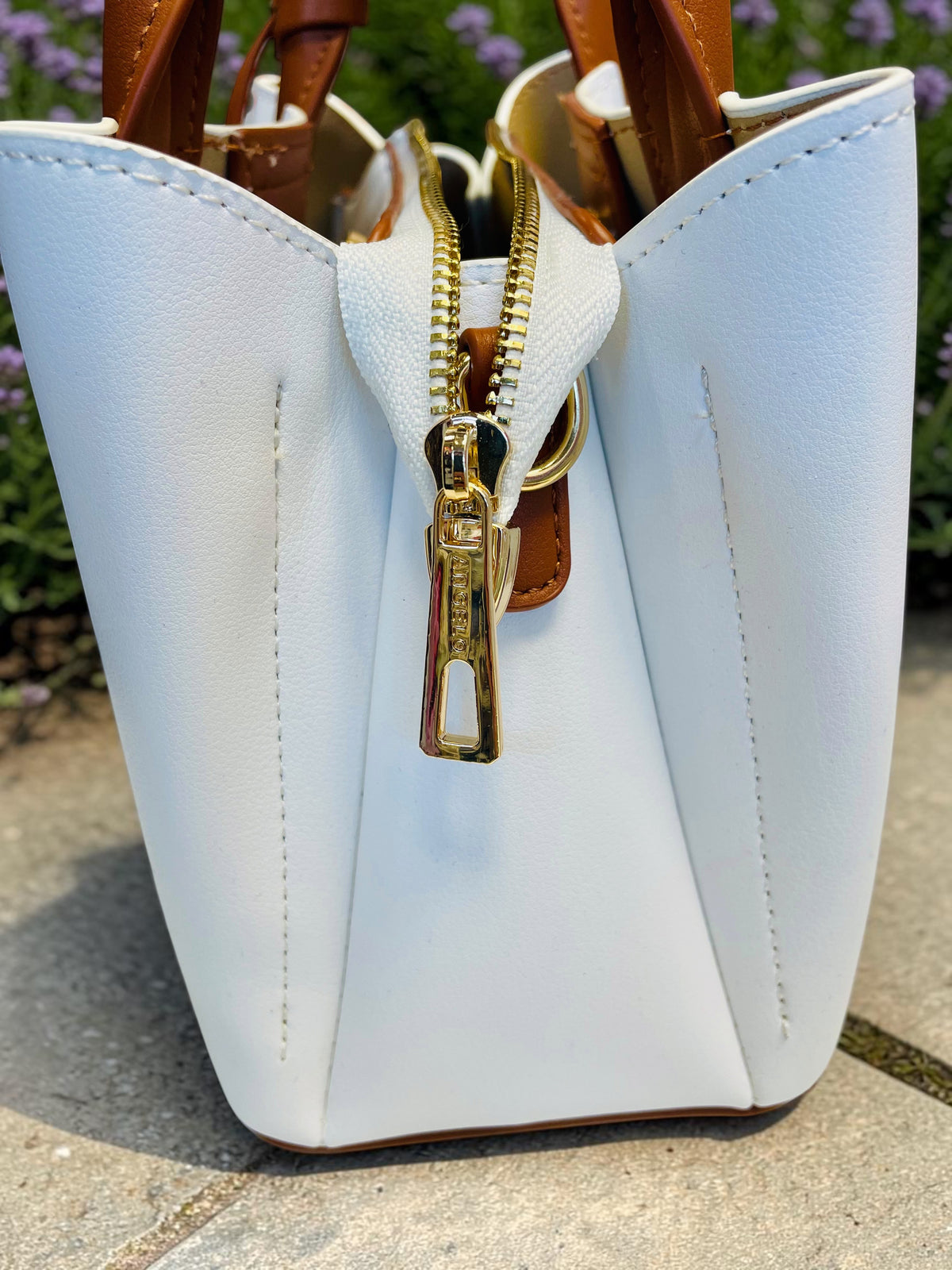 Kleine elegante Tasche von "Angelo"