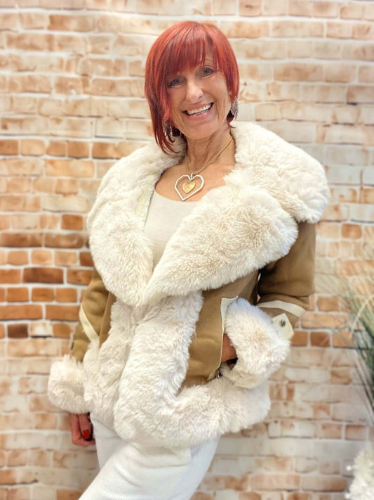 Veloursjacke mit Plüsch und Fellkragen
