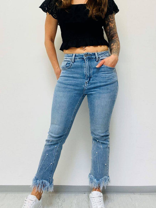 Moderne helle ausgestellte Jeans mit Perlen
