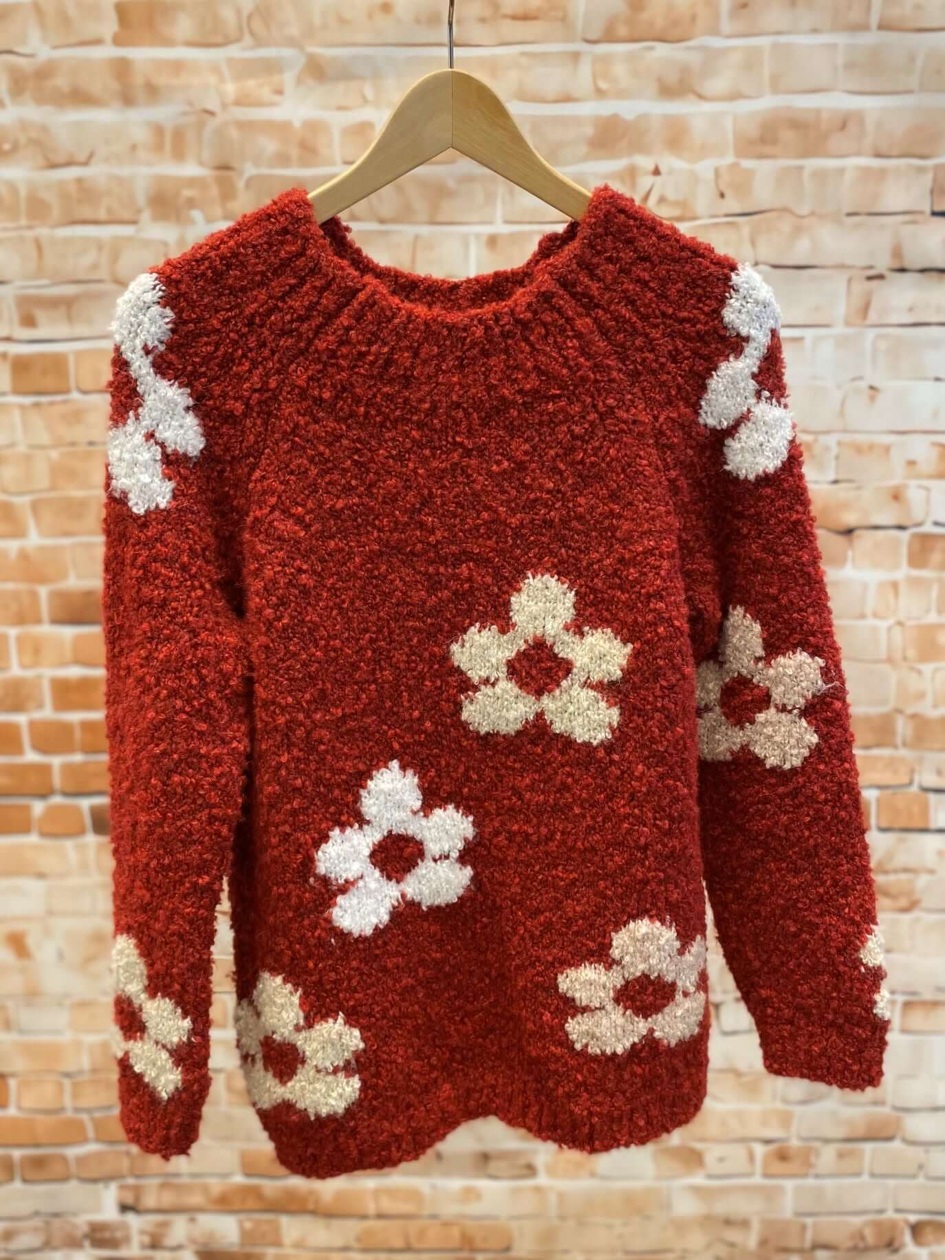 Weicher Woll-Pullover mit bunten Blumen