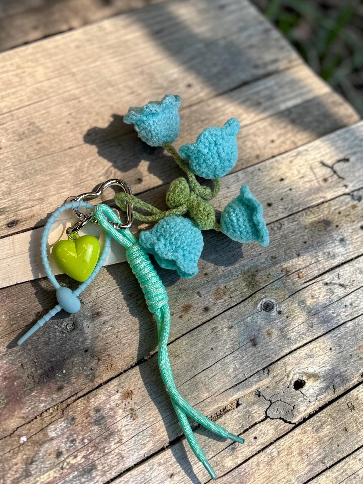 Lustige bunte Taschenanhänger