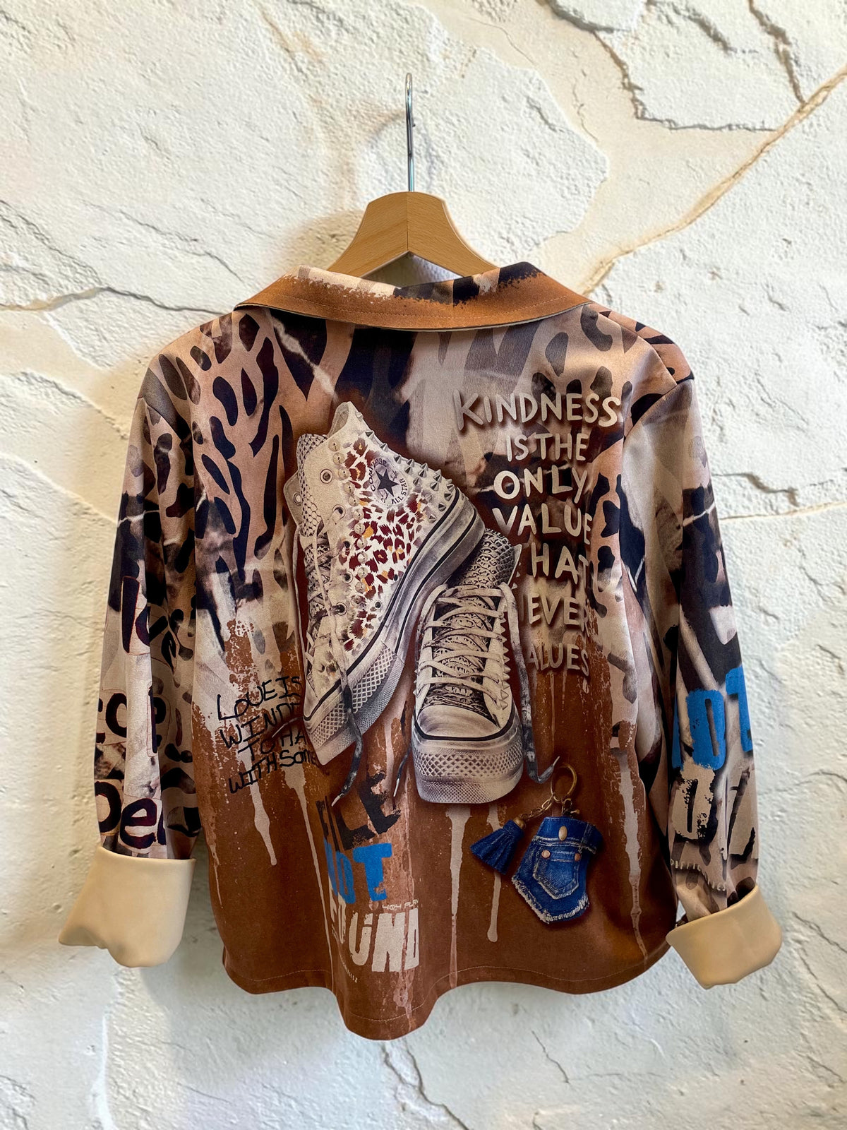 Italienische Veloursjacke mit Frida-Kahlo-Print