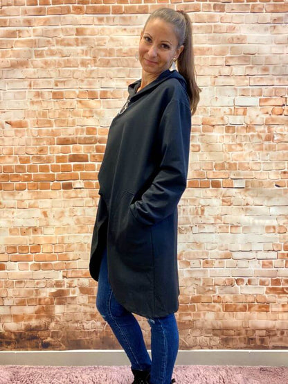 Lange Kapuzenweste mit kürzerem Zipp