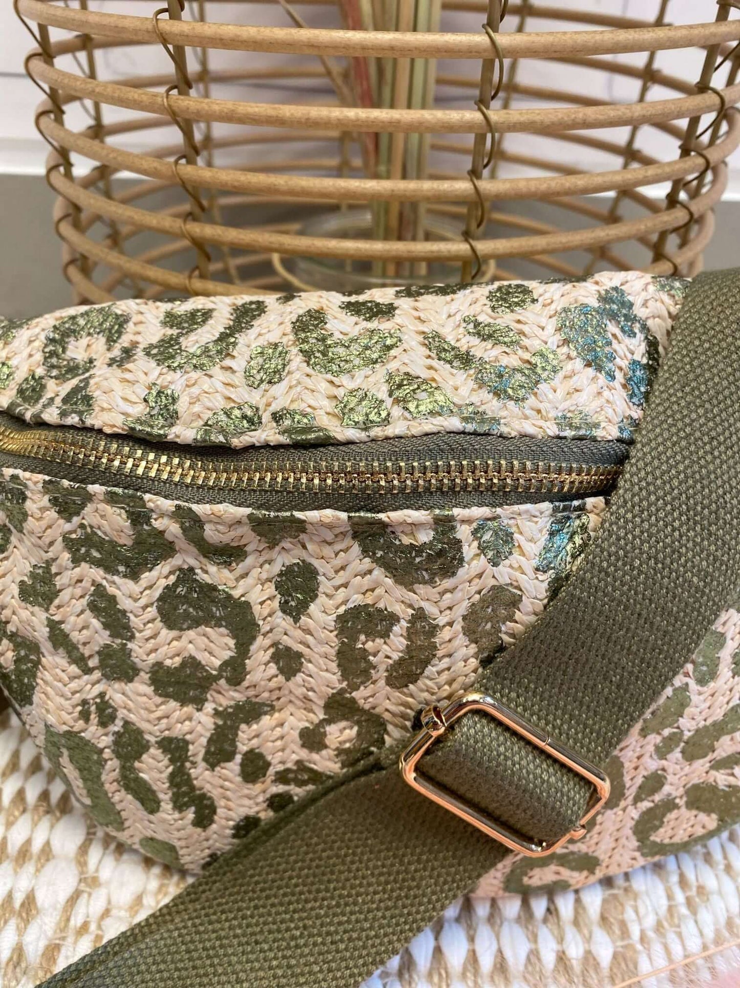 Bauchtasche mit Leo-Muster