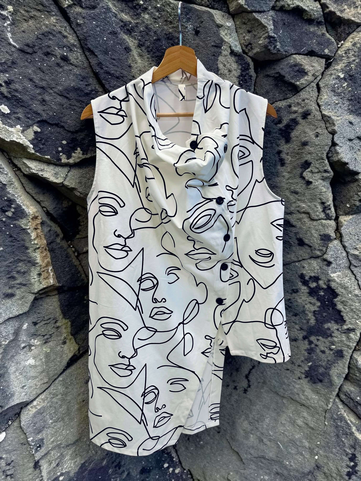Bluse asymmetrisch ärmellos - Weiß/Schwarz gemustert