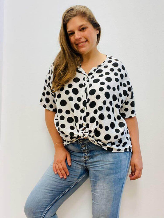 Gepunktete Oversize Bluse
