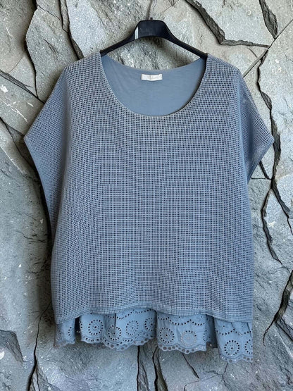 Kurzarm Baumwoll-Bluse mit Netz und Rüschen