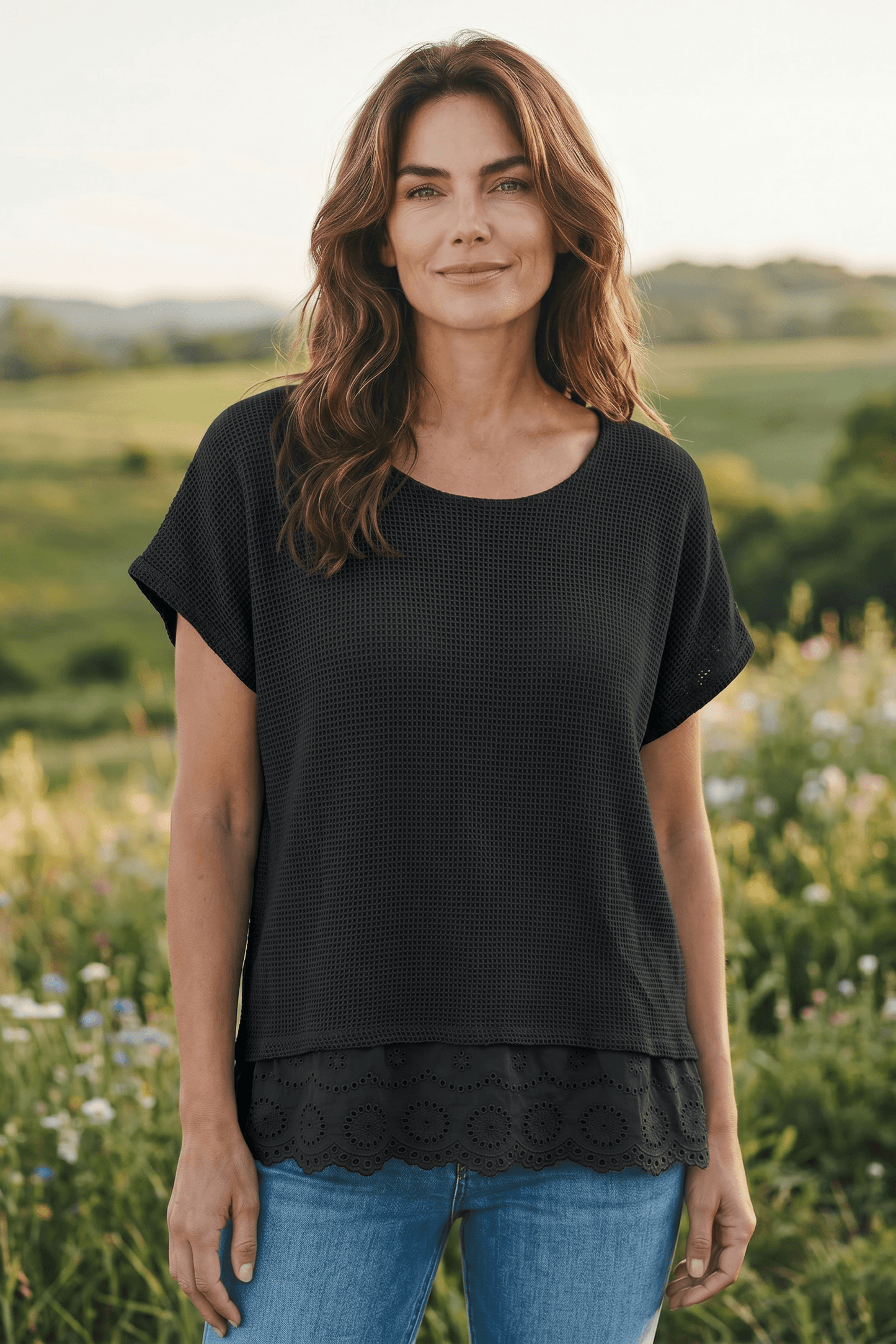 Kurzarm Baumwoll-Bluse mit Netz und Rüschen