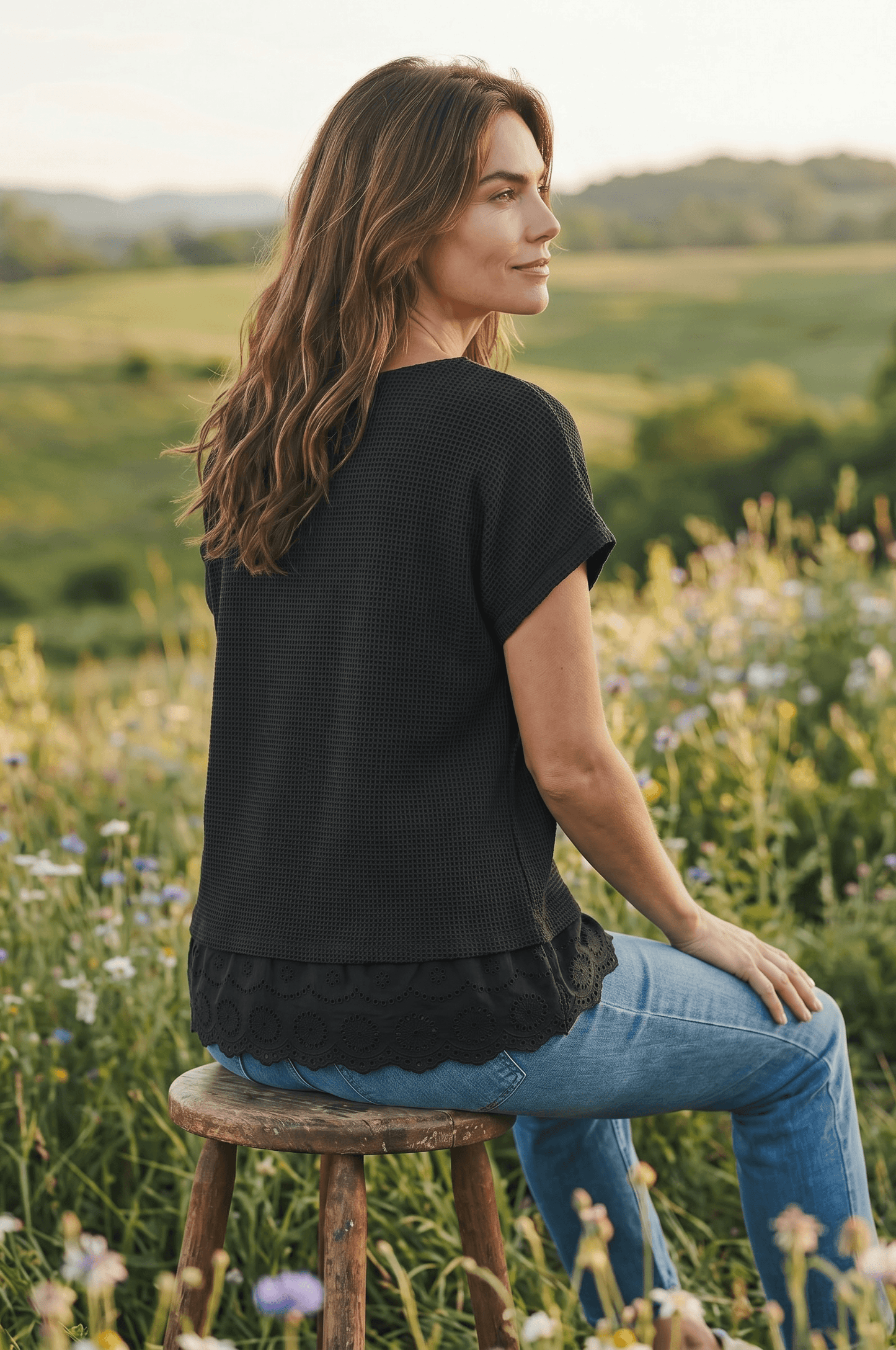 Kurzarm Baumwoll-Bluse mit Netz und Rüschen