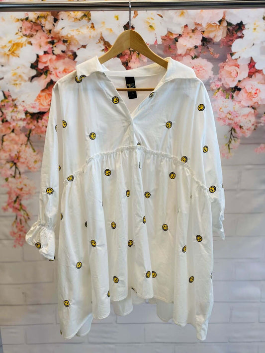 Weiße Oversize Bluse mit Smileys