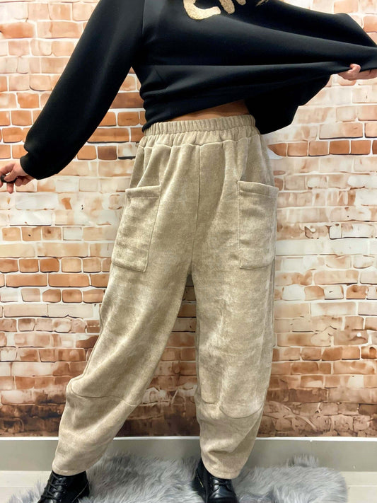 Cordhose für Damen im Cargo-Stil