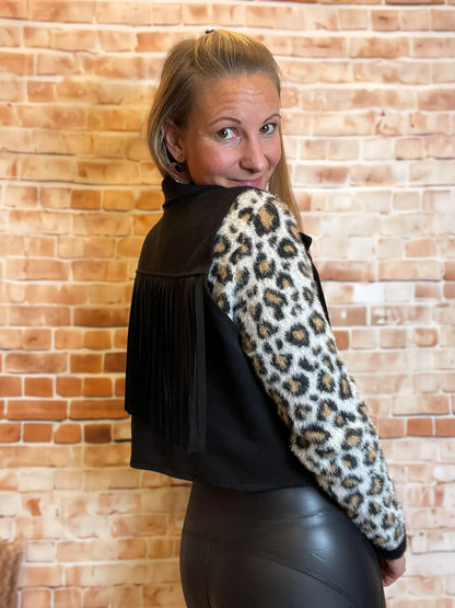 Kurzes Fransen-Gilet aus Veloursstoff