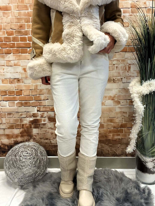 Weiche Cord- Schlupfhose