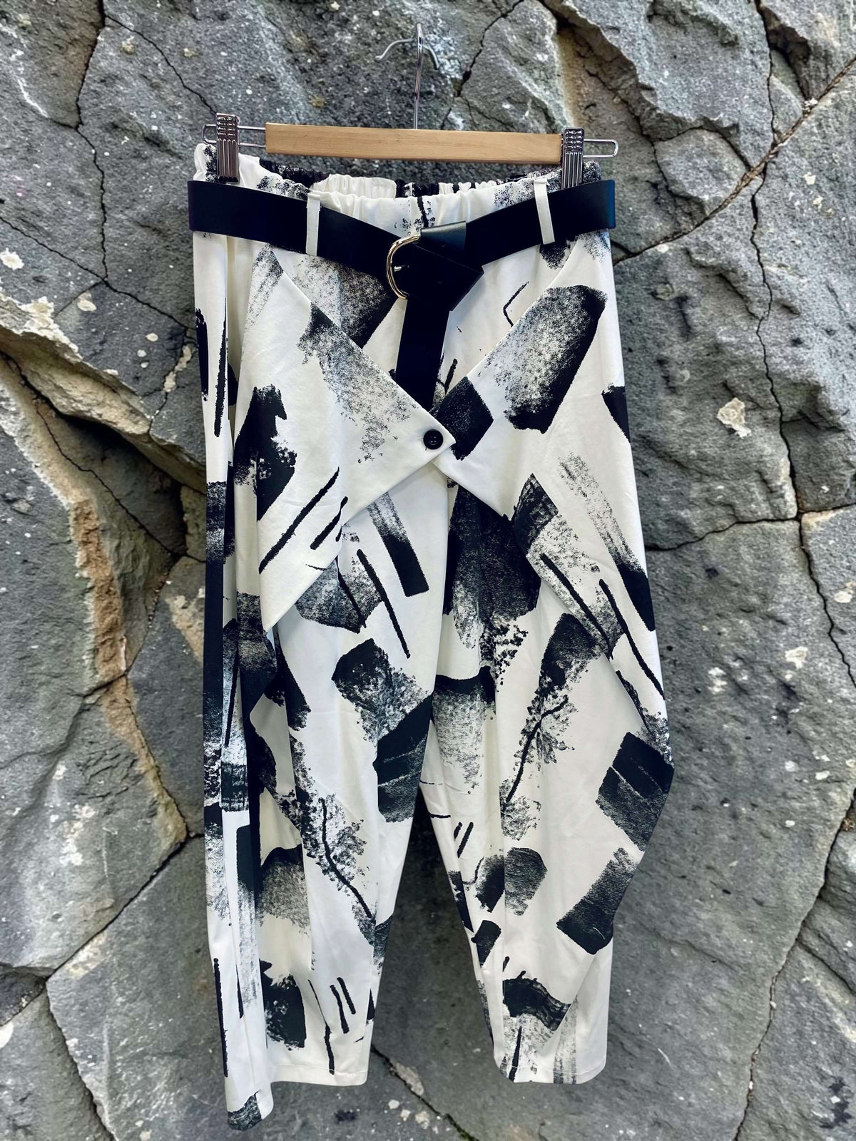 Ballon 7/8-Stoffhose mit Wickelverschluss - Weiß/Schwarz