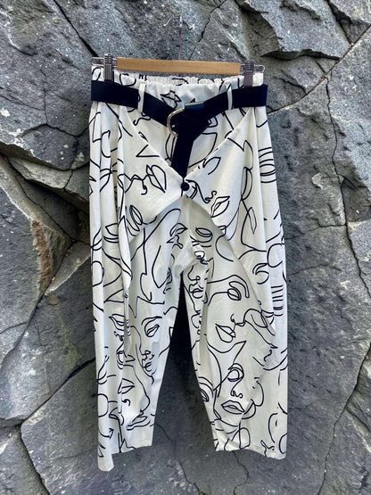 Ballon 7/8-Stoffhose mit Wickelverschluss - Weiß/Schwarz