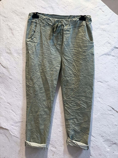 Einfarbige italienische Schlupfhosen - Knitterlook
