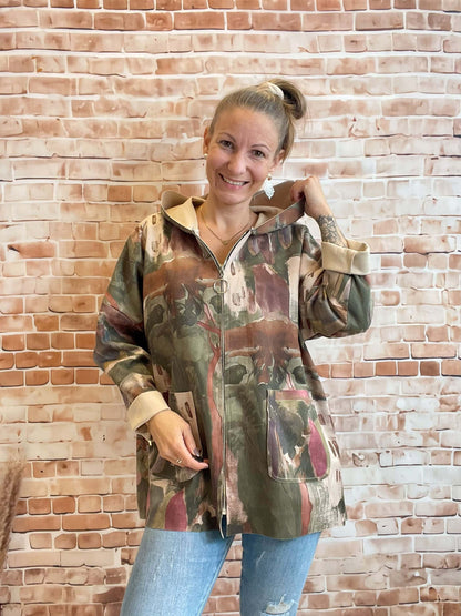 Bunte Veloursjacke mit Kapuze