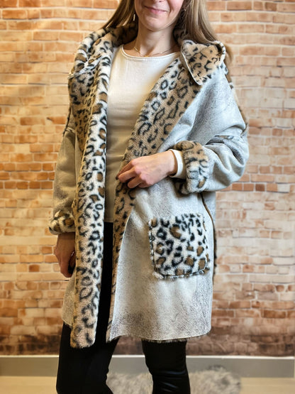 Wendejacke mit Leoprint - Beige