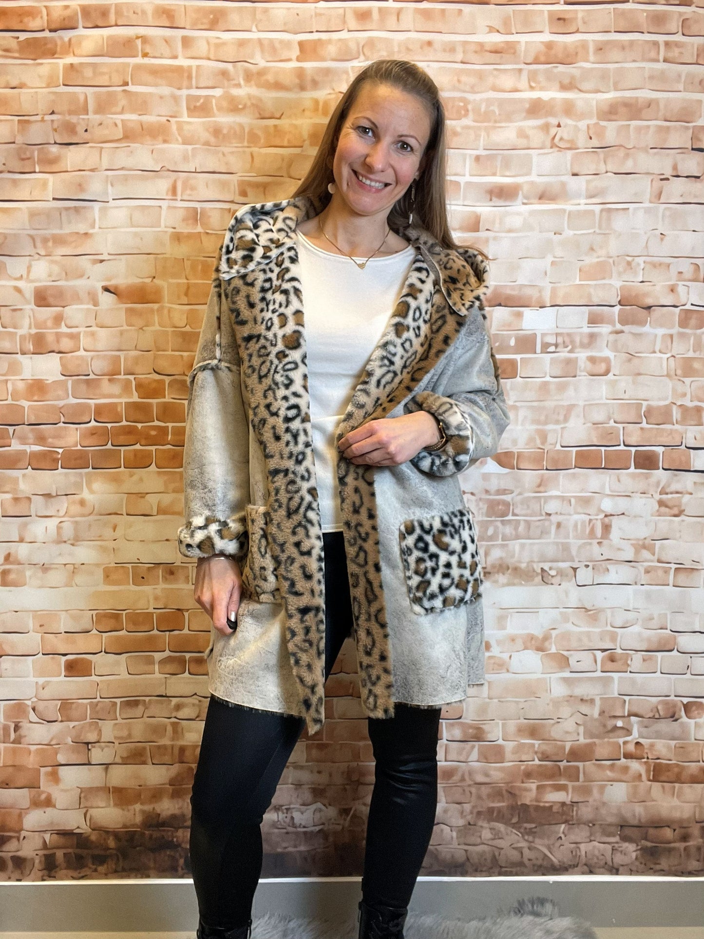 Wendejacke mit Leoprint - Beige