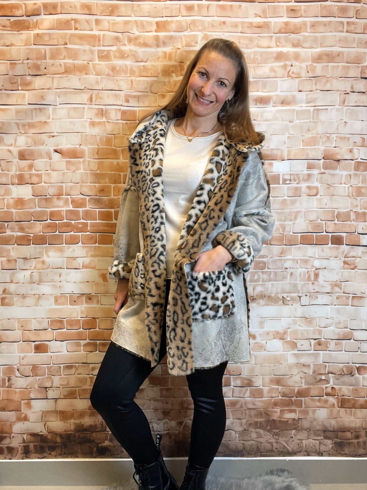 Wendejacke mit Leoprint - Beige